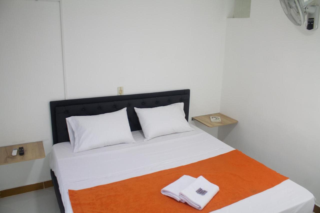 Hotel Picasso 70 Medellín Extérieur photo