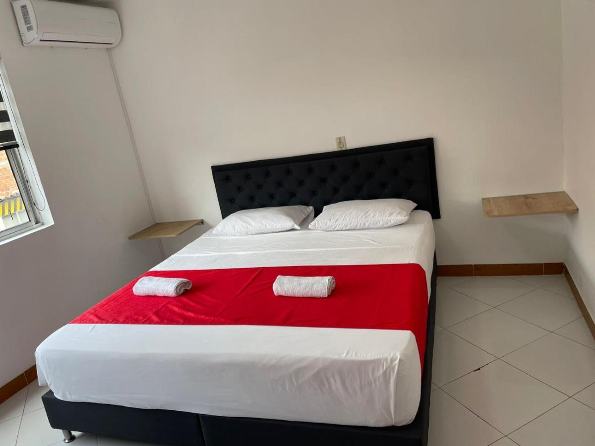 Hotel Picasso 70 Medellín Extérieur photo